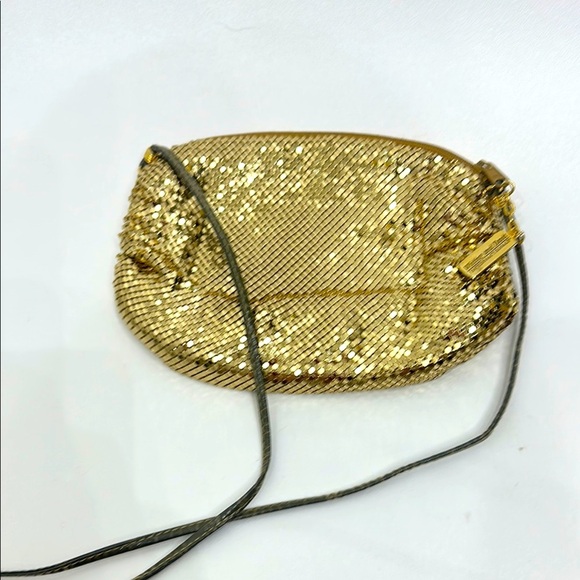 Whiting and Davis International gold sparkle  small crossbody bag. - Picture 1 of 13